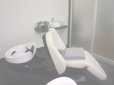 hair relaxation salon OLU'LEA YUME